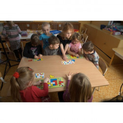 CUTS do kapsy - červená střední