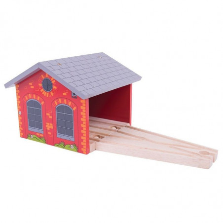 Cihlové depo pro dva vláčky