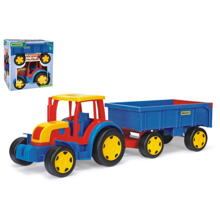 Gigant traktor s vlekem