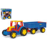 Gigant traktor s vlekem